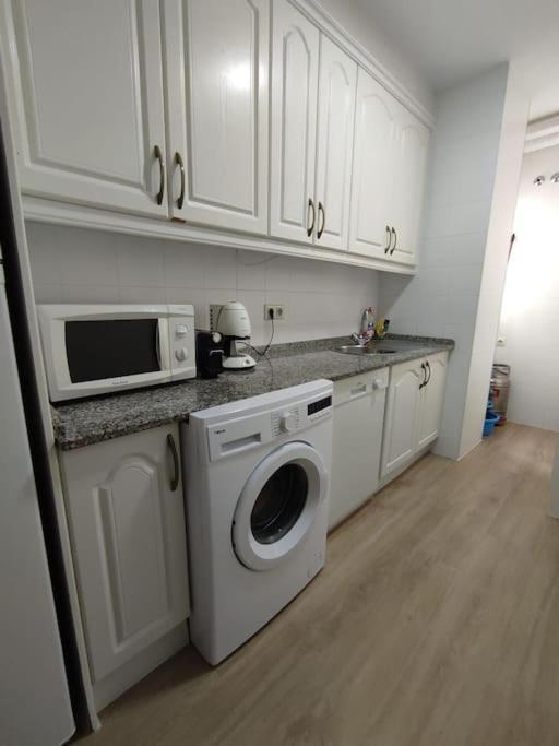 Apartamento En Puerto De Santa Maria, Playa Las Redes El Puerto de Santa Maria Luaran gambar